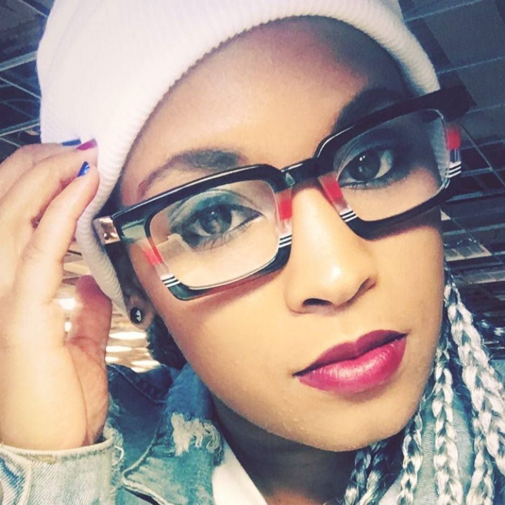 Meet your Posher, Melissa